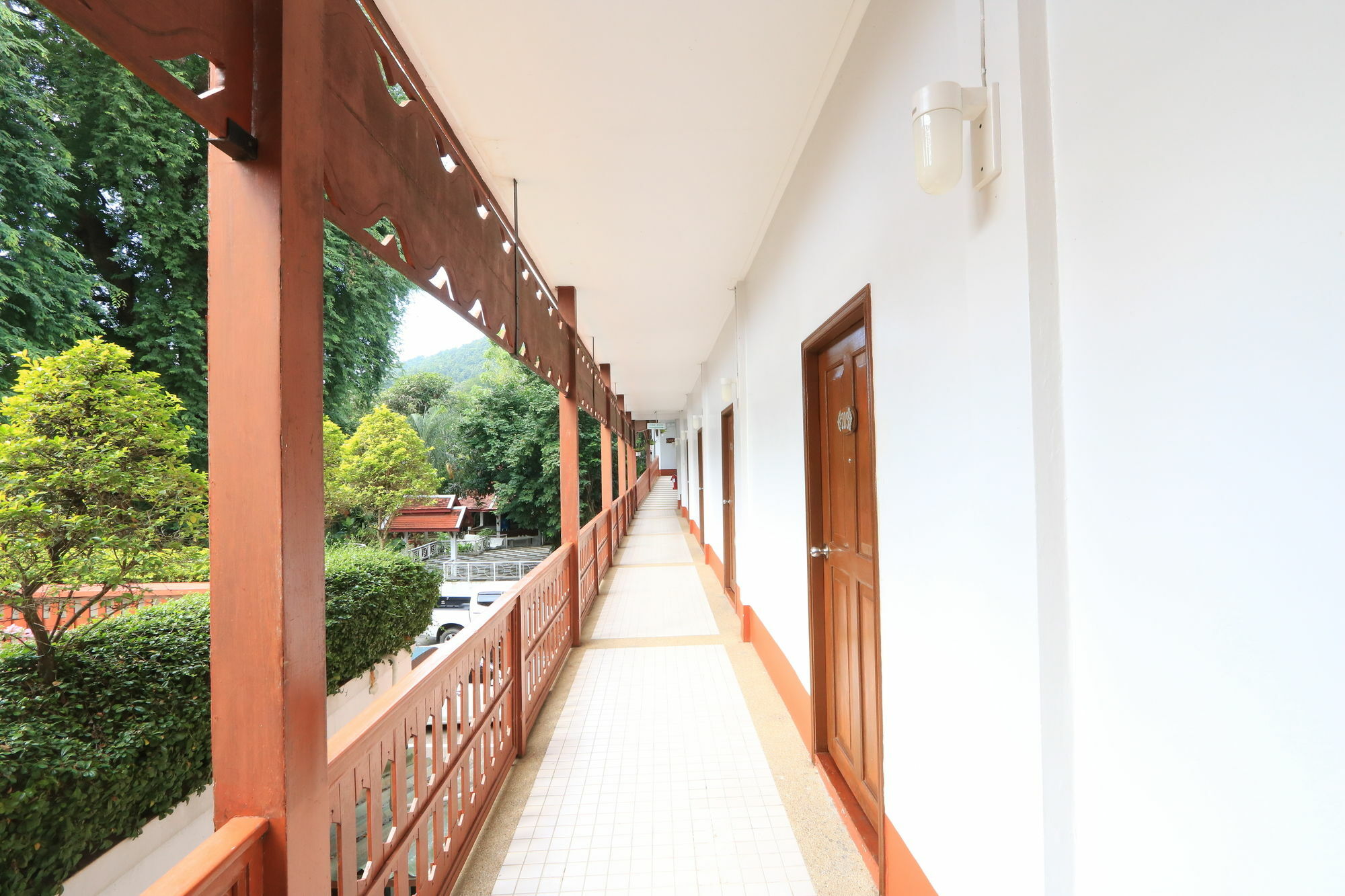 Baiyoke Chalet Hotel Mae Hong Son Exteriér fotografie